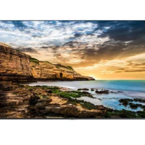 QM98T-B Samsung Crystal UHD 4K Signage